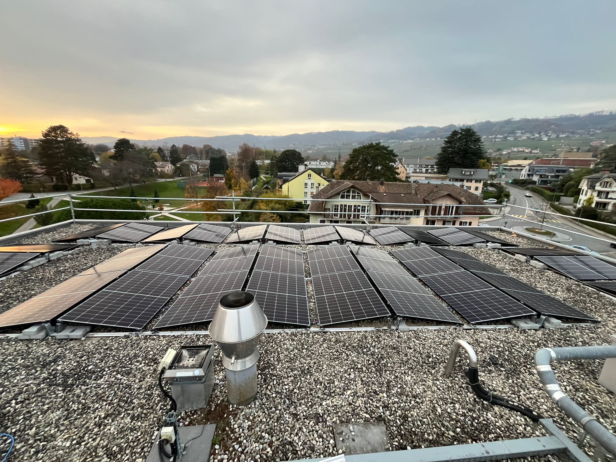 Réalisation photovoltaïque AMILIA Énergies à Rolle